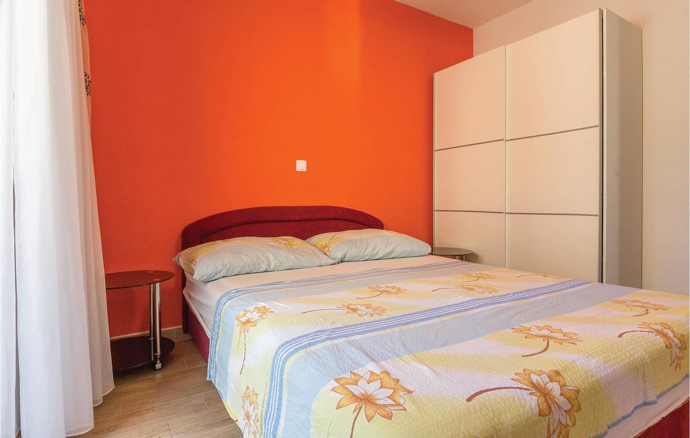 Foto 12 von 22: Ferienwohnung mit Meerblick in Makarska: WLAN, Terrasse, in Strand- und Stadtzentrumsnähe