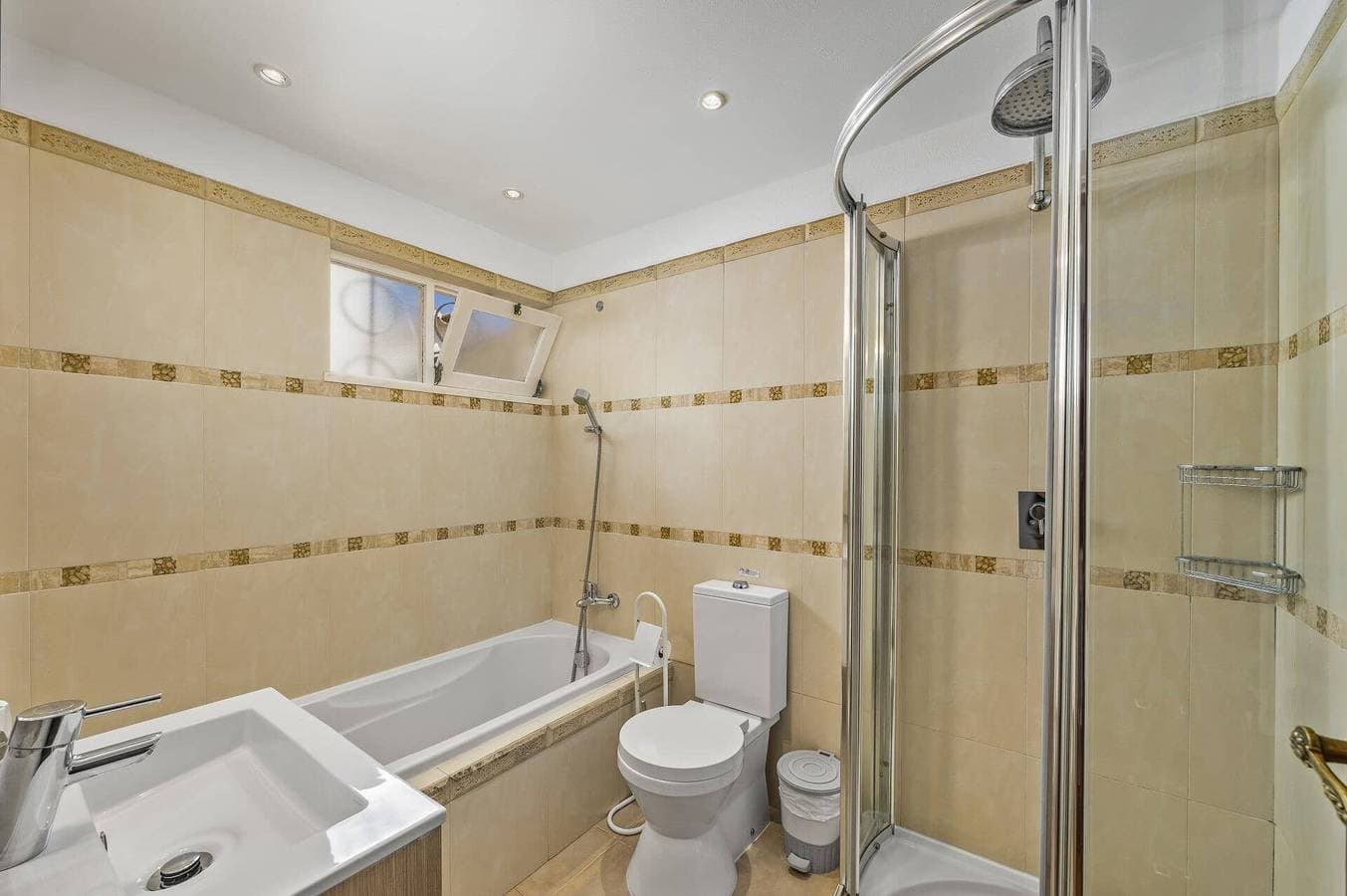 Foto 13 von 30: Villa für 8 Personen mit Garten