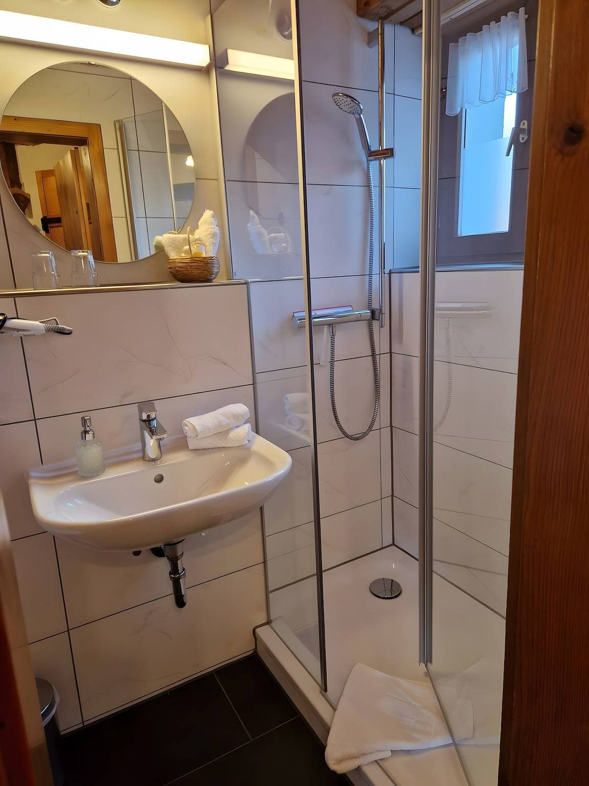 Foto 10 von 25: Einzimmerapartment 'Zehntstüble' mit Gemeinschaftsgarten und WLAN