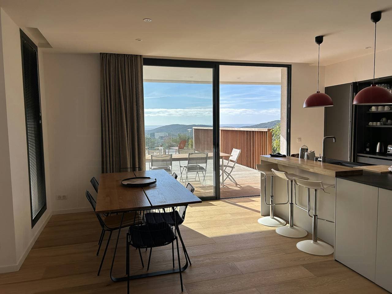 Foto 4 von 34: Moderne Villa zwischen Meer und Natur südlich von Korsika