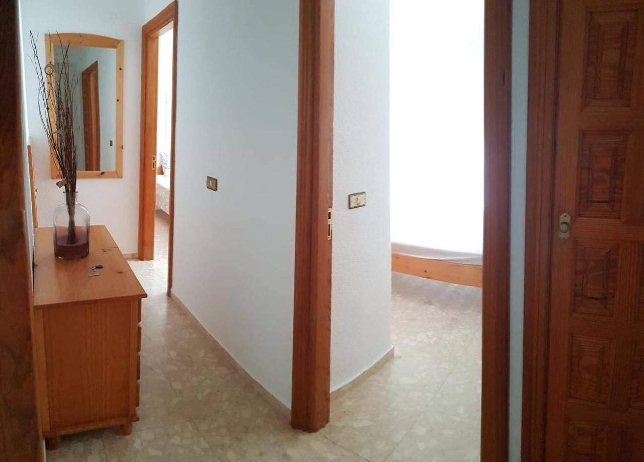 Foto 6 von 30: Two-Bedroom Apartment