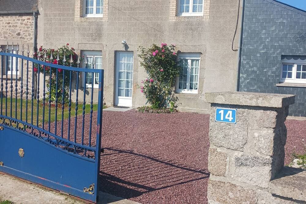 Foto 8 von 12: Seaside gite for 6 people, pets welcome.