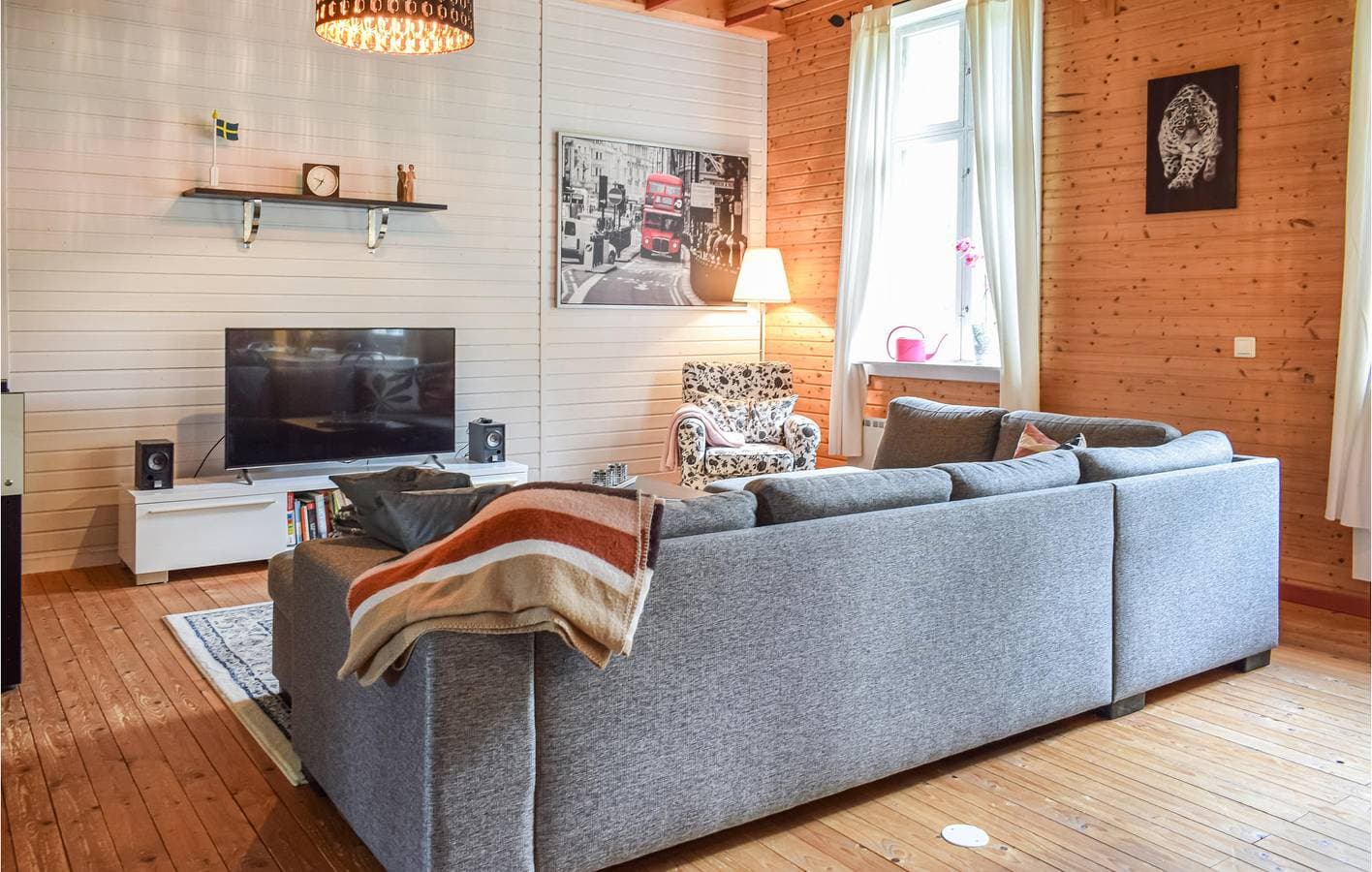 Foto 5 von 34: Ferienhaus für 9 Personen mit Garten