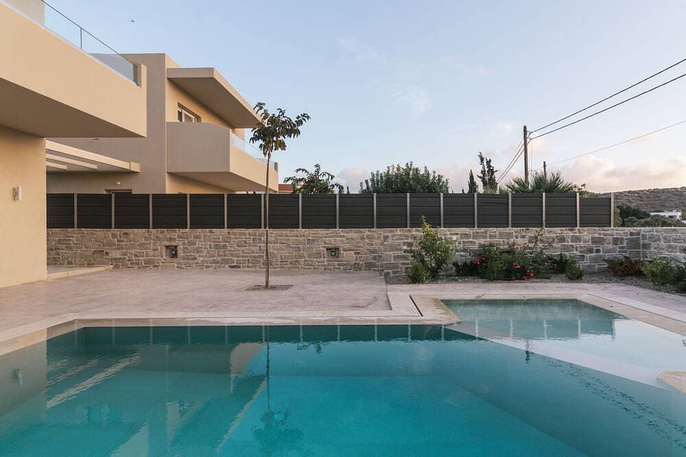 Villa Luna 1 With Swimming Pool in Pitsidia 1