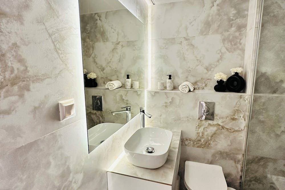 Foto 5 von 28: Luxurious Cozy Seaside Ap  ''Marirena 3''