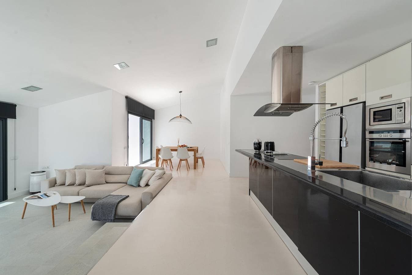 Foto 11 von 35: Casa Blanca Nº 1 - Luxuriöse Villa am Meer in einer privilegierten Gegend. Wifi wird gratis angeboten.