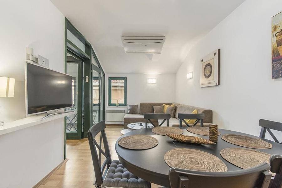 Foto 8 von 20: Moderne Wohnung für 2 Personen nur 20m vom Meer entfernt