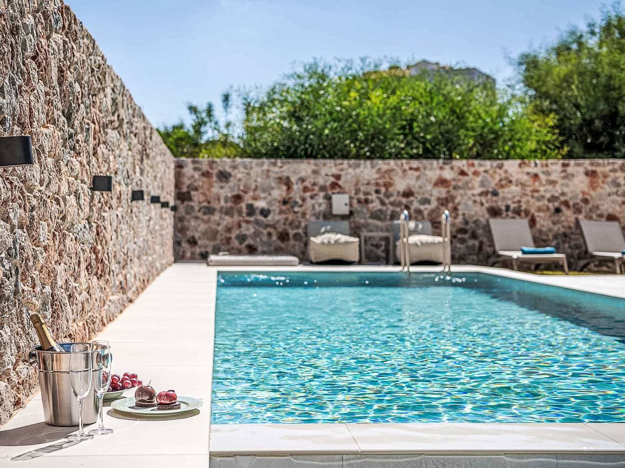 Foto 4 von 65: Luminus Arcus - Moderne Villa mit privatem Pool