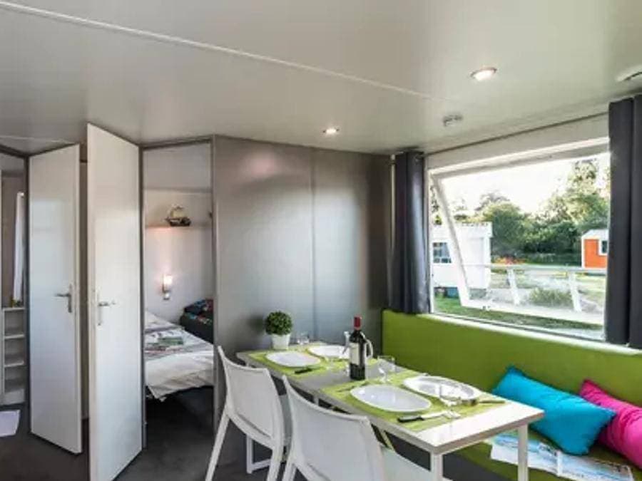 Foto 4 von 58: Camping Le Domaine de Mesqueau - Mobilheim 4 personen - Simply – 2 Schlafzimmer, 4 Personen