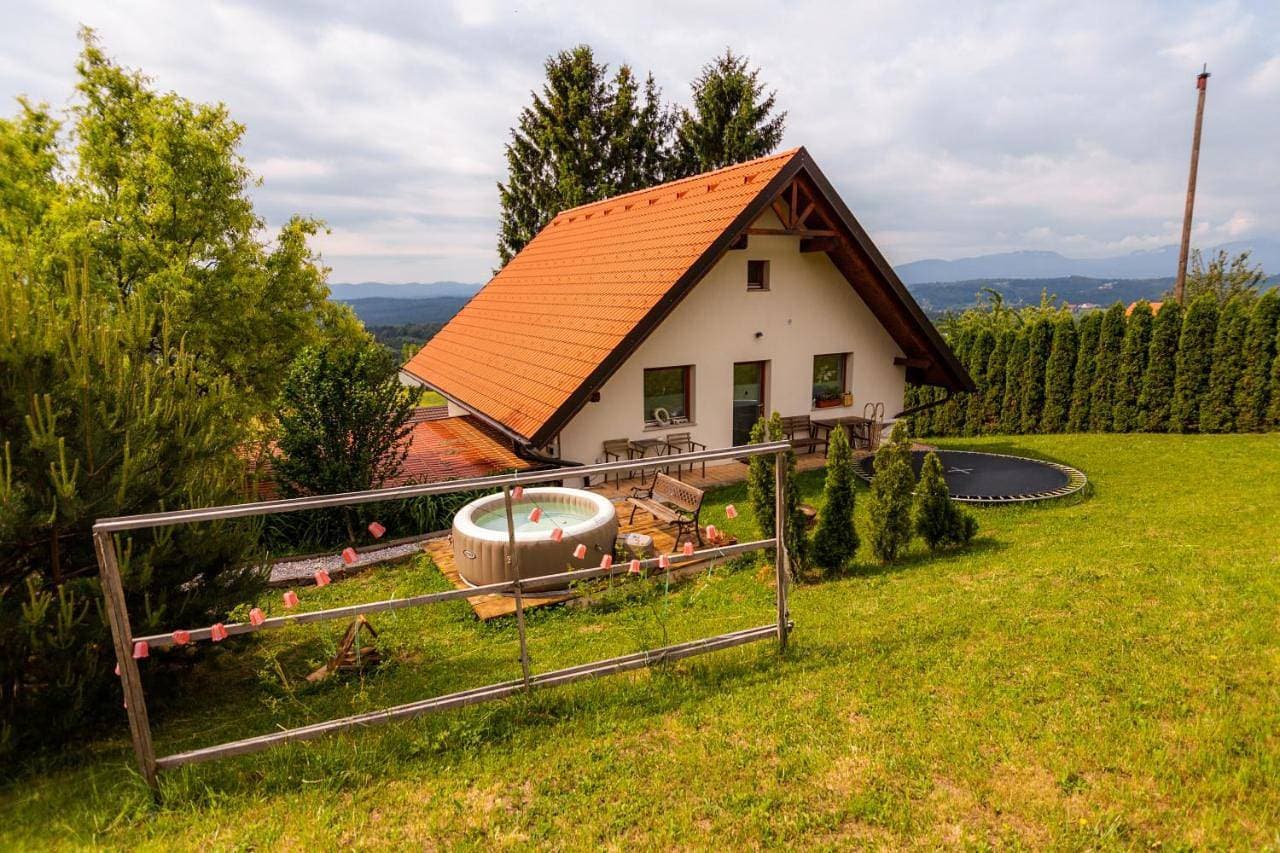 Foto 7 von 33: Two-Bedroom Apartment