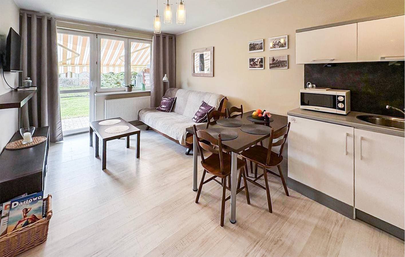 Foto 3 von 23: Ferienwohnung für 5 Personen mit Terrasse