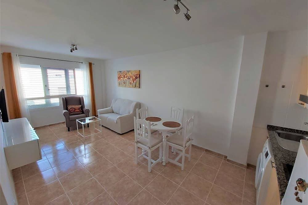 Foto 12 von 29: Apartamento Sarah 2A, 2min zum Strand und Promenade, zentral und ruhig.Free WIFI