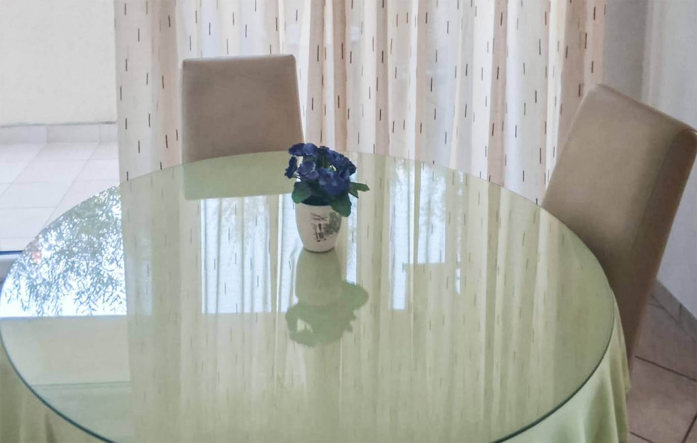 Foto 8 von 19: Apartment mit Meerblick, Terrasse, WLAN und Parkplatz – 2,5 km vom Strand entfernt