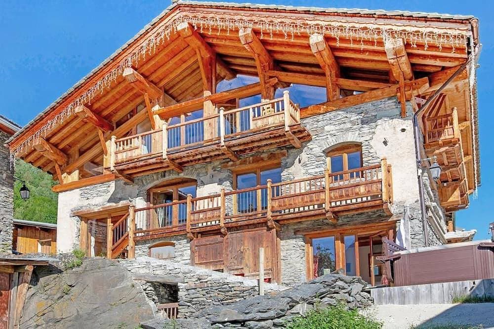 Foto 7 von 14: Landhaus, wifi, skiurlaub an der piste, sauna, balkon, kamin oder ofen für holz, parkmöglichkeiten
