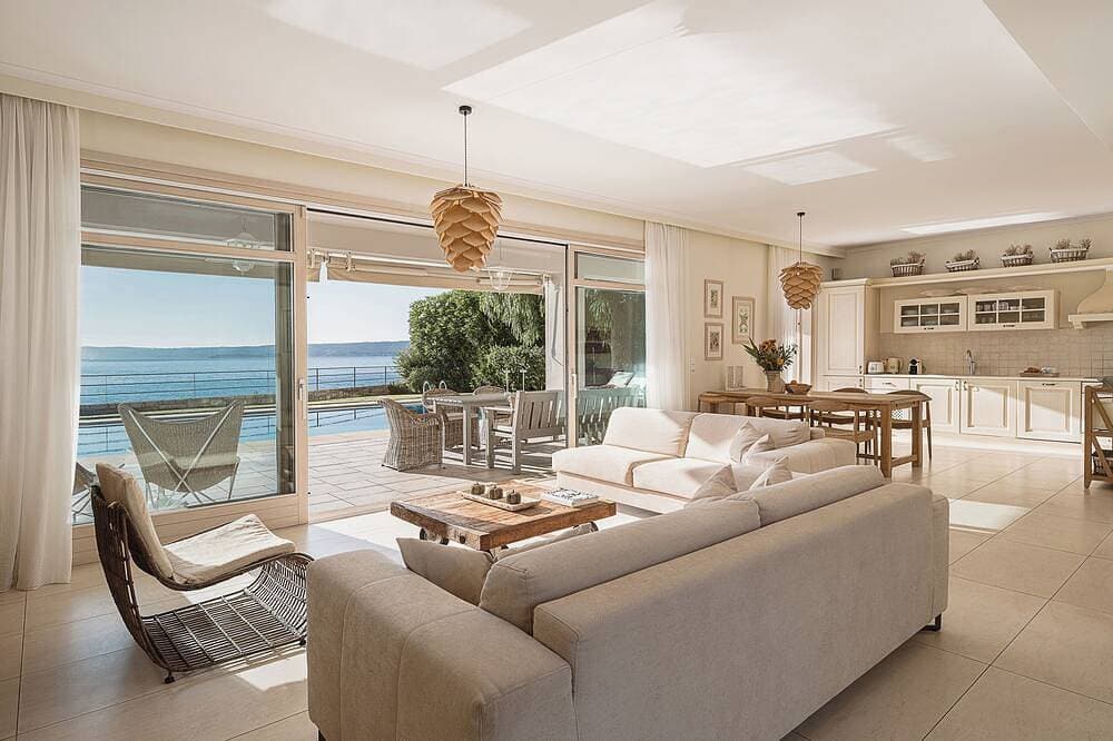 Foto 8 von 30: Willkommen im Paradies! Luxusvilla am Meer mit beheiztem Pool und herrlichem Meerblick