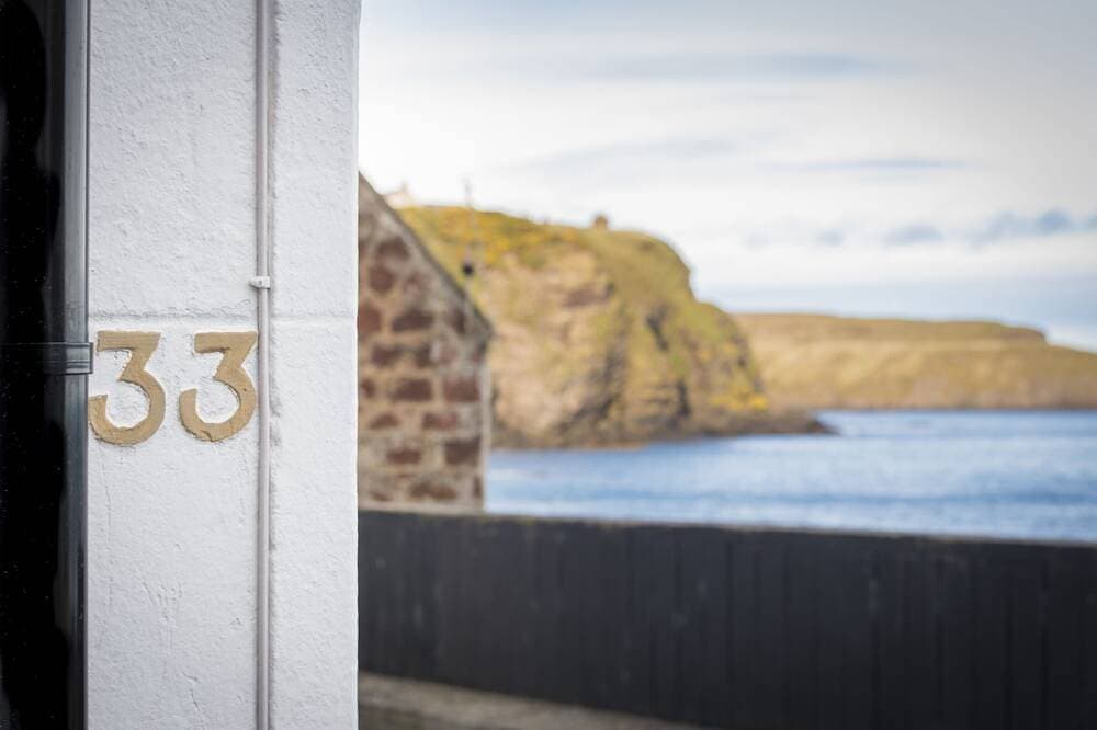 Atemberaubende 1 Schlafzimmer Fishermans Cottage Hotel liegt in dem schönen Dorf Pennan 1