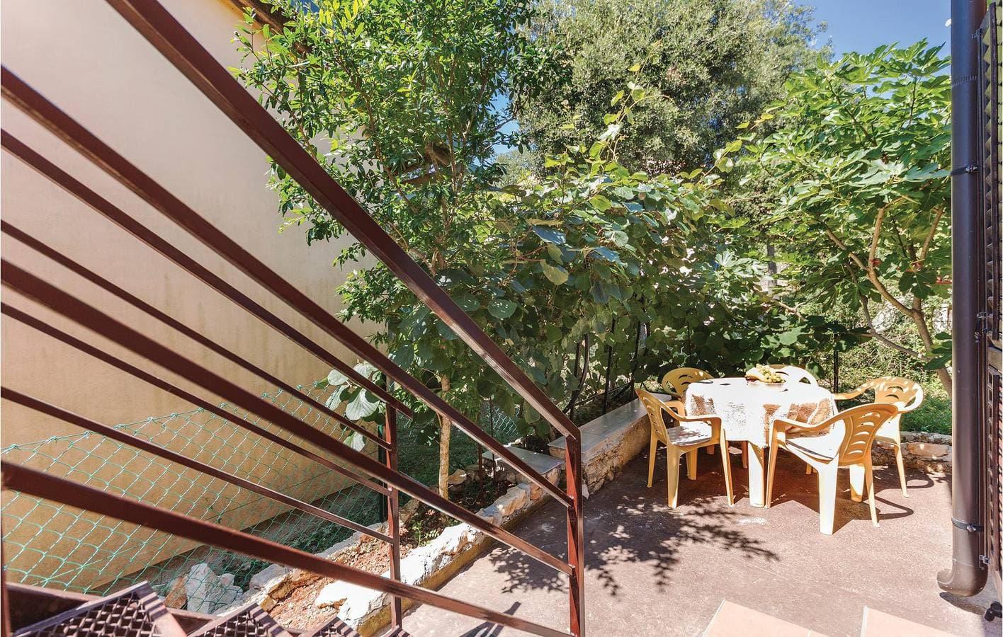 Foto 5 von 21: Gemütliche Ferienwohnung mit Terrasse, WLAN und Parkplatz in der Nähe der Küste und des Stadtzentrums