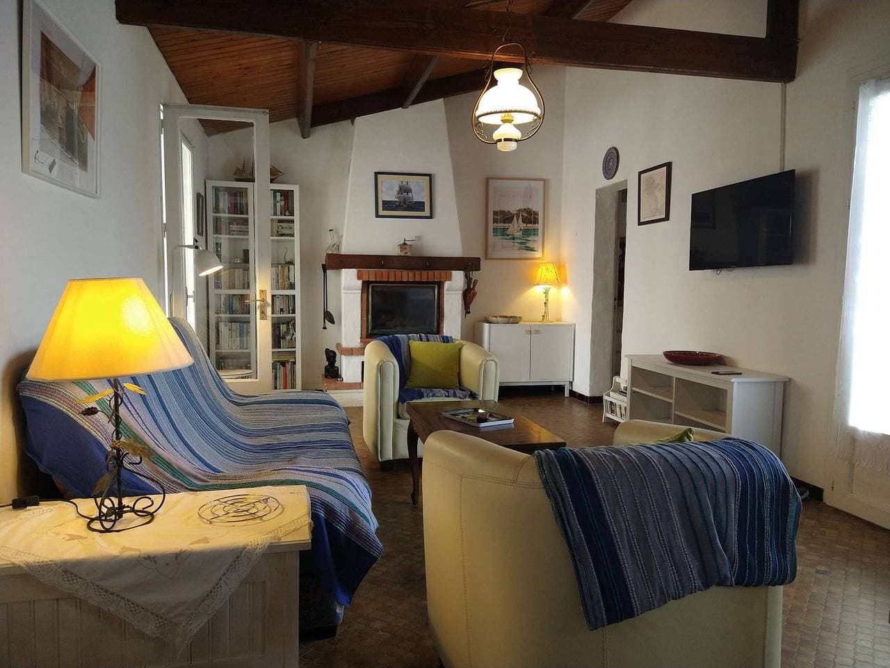 Foto 5 von 24: Gemütliches Haus, 300m vom Strand, Veranda, Garten, 2 Schlafzimmer, 4 Personen, Endreinigung inbegriffen