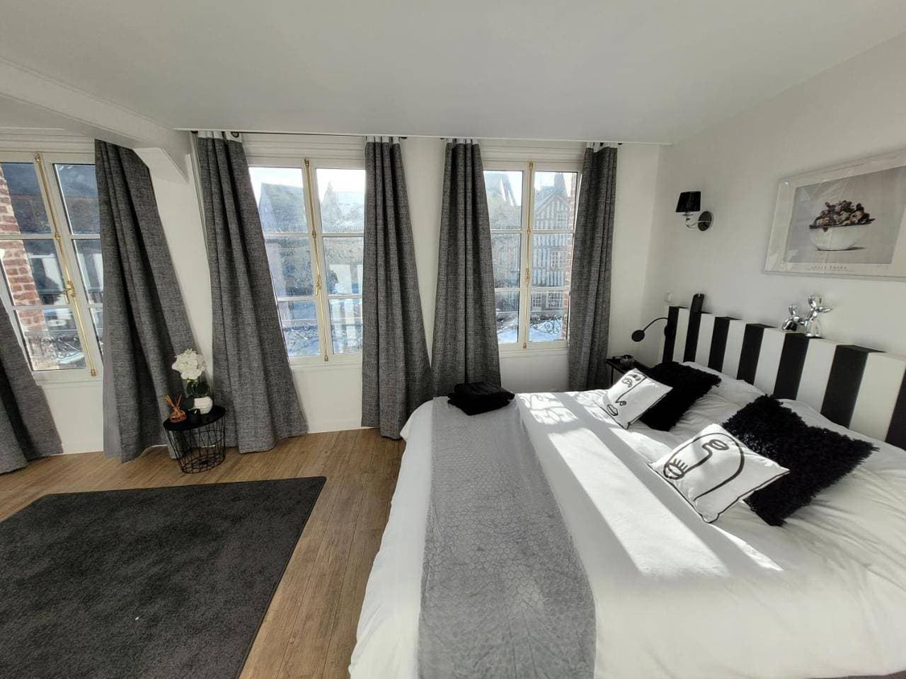 Foto 7 von 21: Deluxe Queen Suite