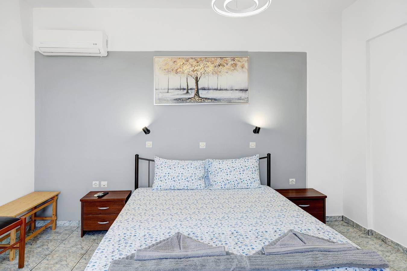 Foto 13 von 24: Studio-Apartment 'Athina Seaside' mit Balkon, WLAN und Klimaanlage