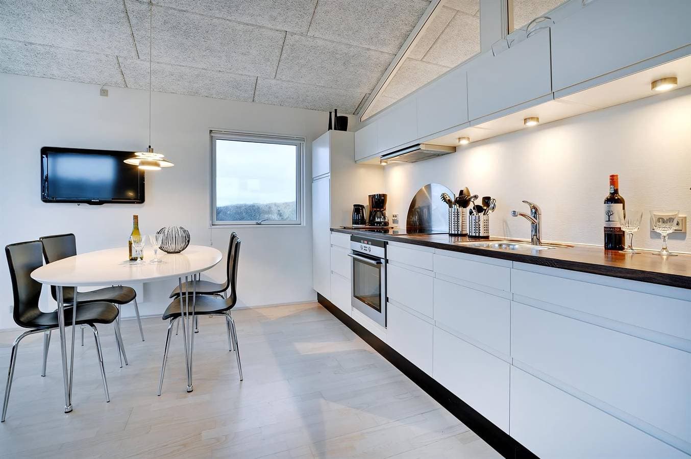 Foto 9 von 13: Stunning home in Hjøring w/ WiFi and 1 Bedrooms
