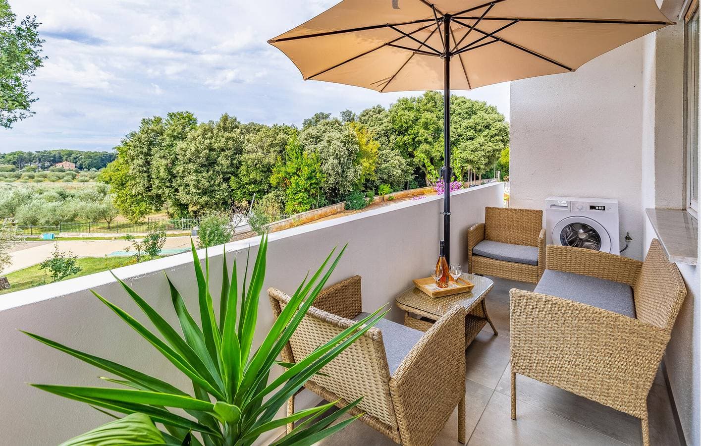 Foto 4 von 21: Gemütliche Wohnung mit Terrasse, in Strandnähe und mit kostenlosen Parkplätzen