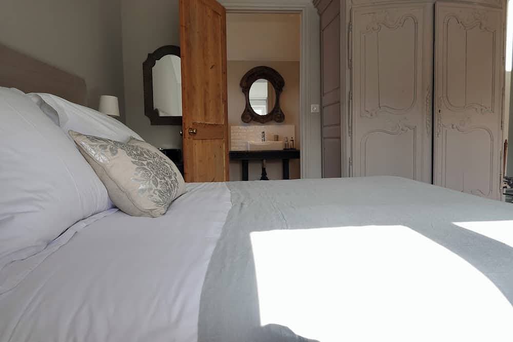 Foto 4 von 12: Kermaria Trois Fontaines Deluxe Studio Suite, by the Bois d’Amour Pont Aven