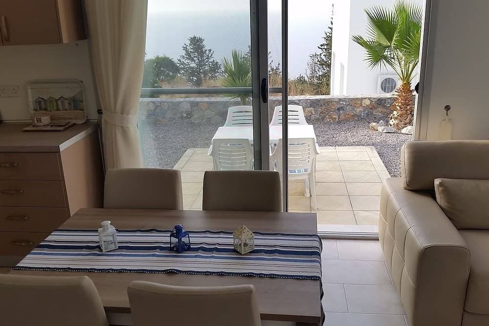 Foto 6 von 24: Dorf Lage mit herrlichem Meer / Pool Aussicht, 3 Gehminuten von den Restaurants