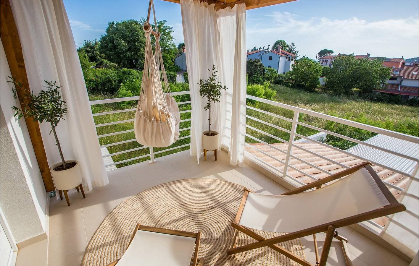 Foto 6 von 29: Gemütliche 85 m² große Wohnung mit Pool, Terrasse und Parkplatz in Kadumi