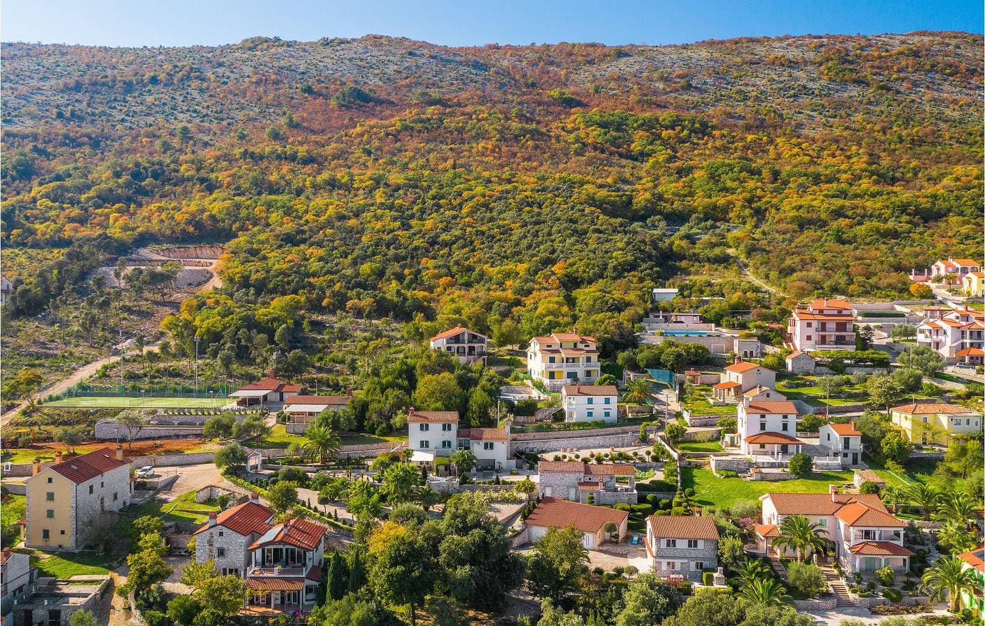 Foto 10 von 25: Gemütliche Ferienwohnung mit Meerblick, Terrasse und Garten – 1,5 km vom Strand entfernt