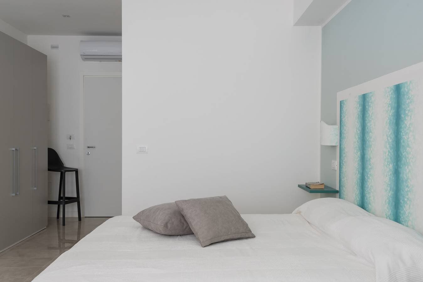 Foto 10 von 13: Crispi Mono Smart 9 con balcone - Locazione