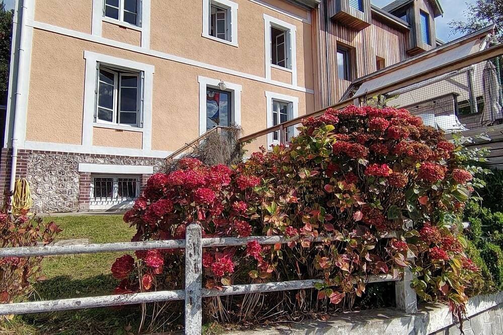 Charming house near the beach 1