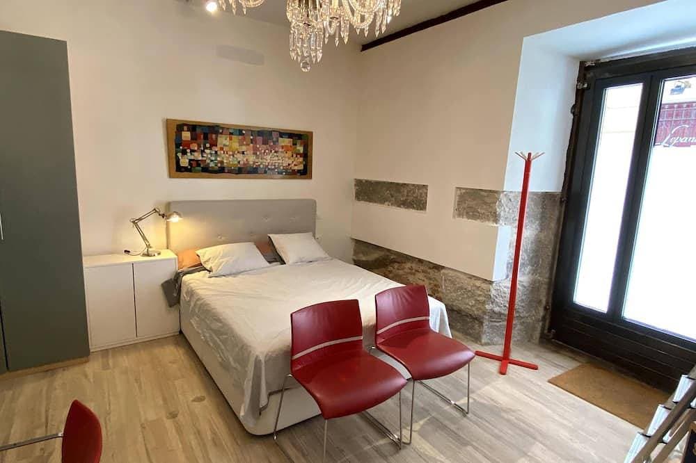 Foto 3 von 16: Cozy Studio st Level in the Very Center of Madrid