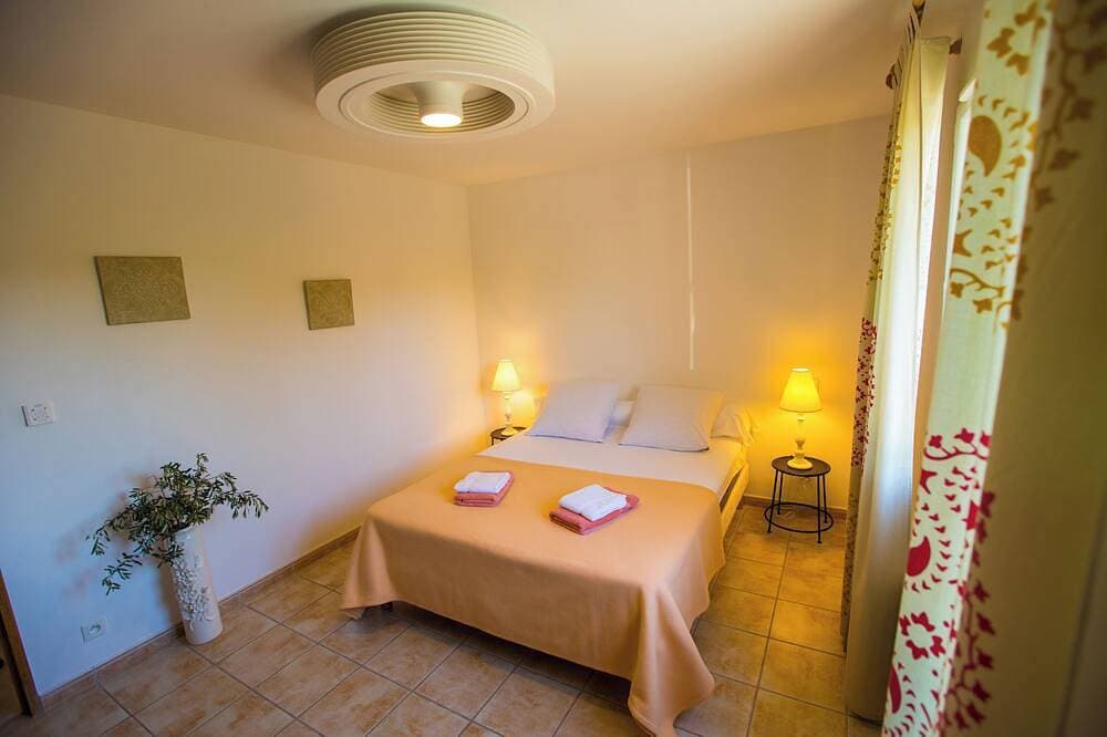 Foto 5 von 30: Villa Fanny - Private Pool and Spa in Joyeuse, Ardèche. Ideal for families!