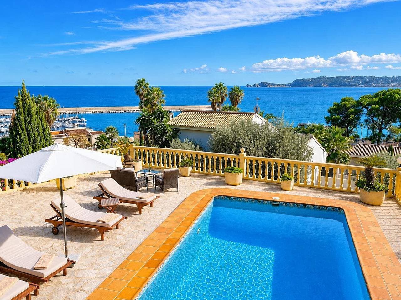 Luxusvilla in Javea mit privatem Pool und Klimaanlage nahe am Strand 1