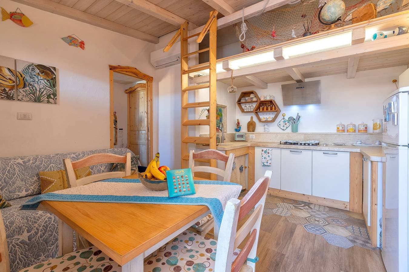 Foto 2 von 24: Ferienwohnung 'Perla Marina' mit Balkon und Klimaanlage