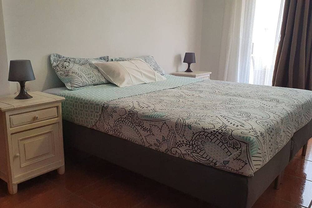 Foto 3 von 30: Komfortable Wohnung mit eigenem Solarium, WLAN und beheizten Swimmingpools