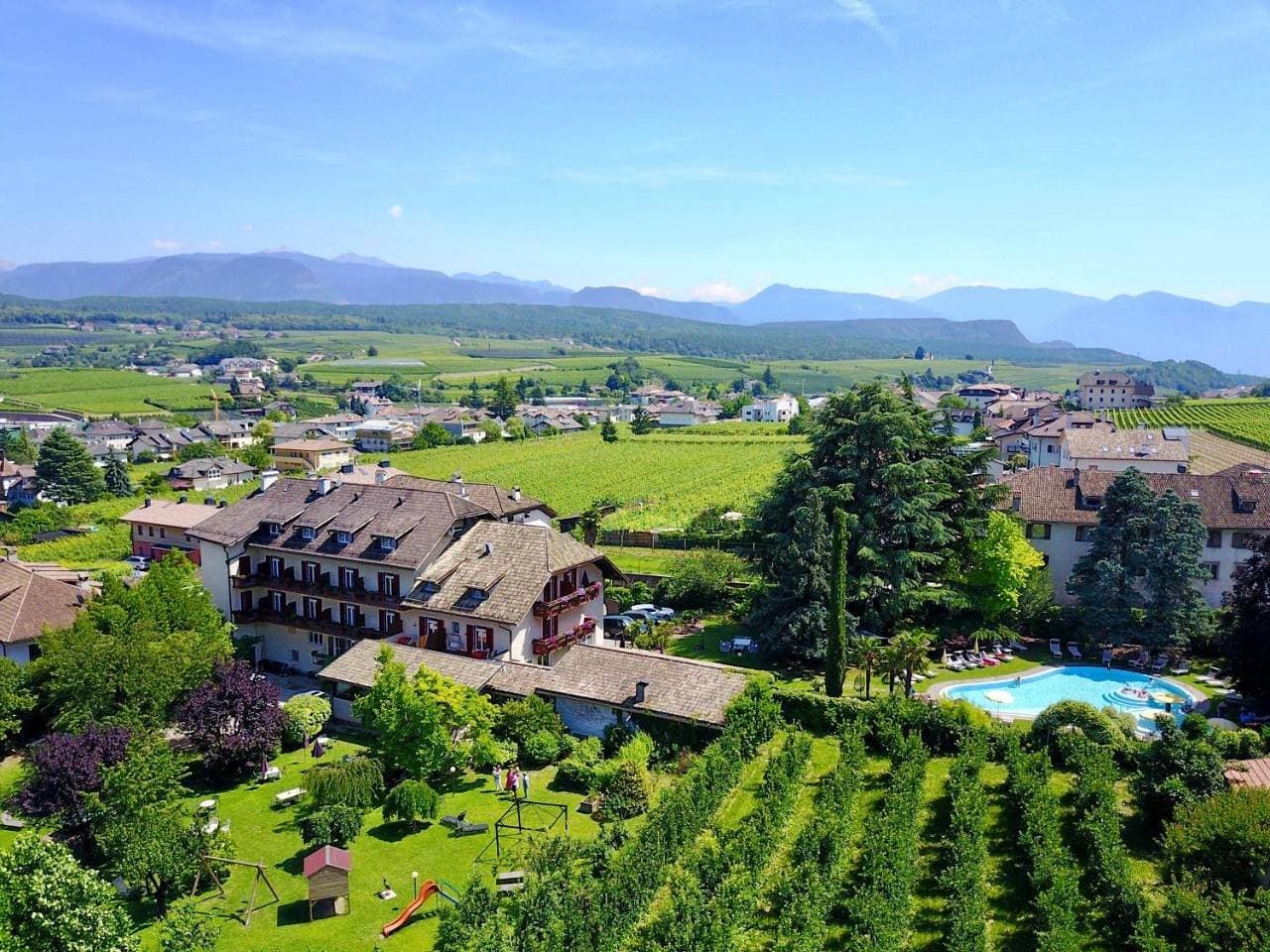 Angerburg Blumenhotel 1