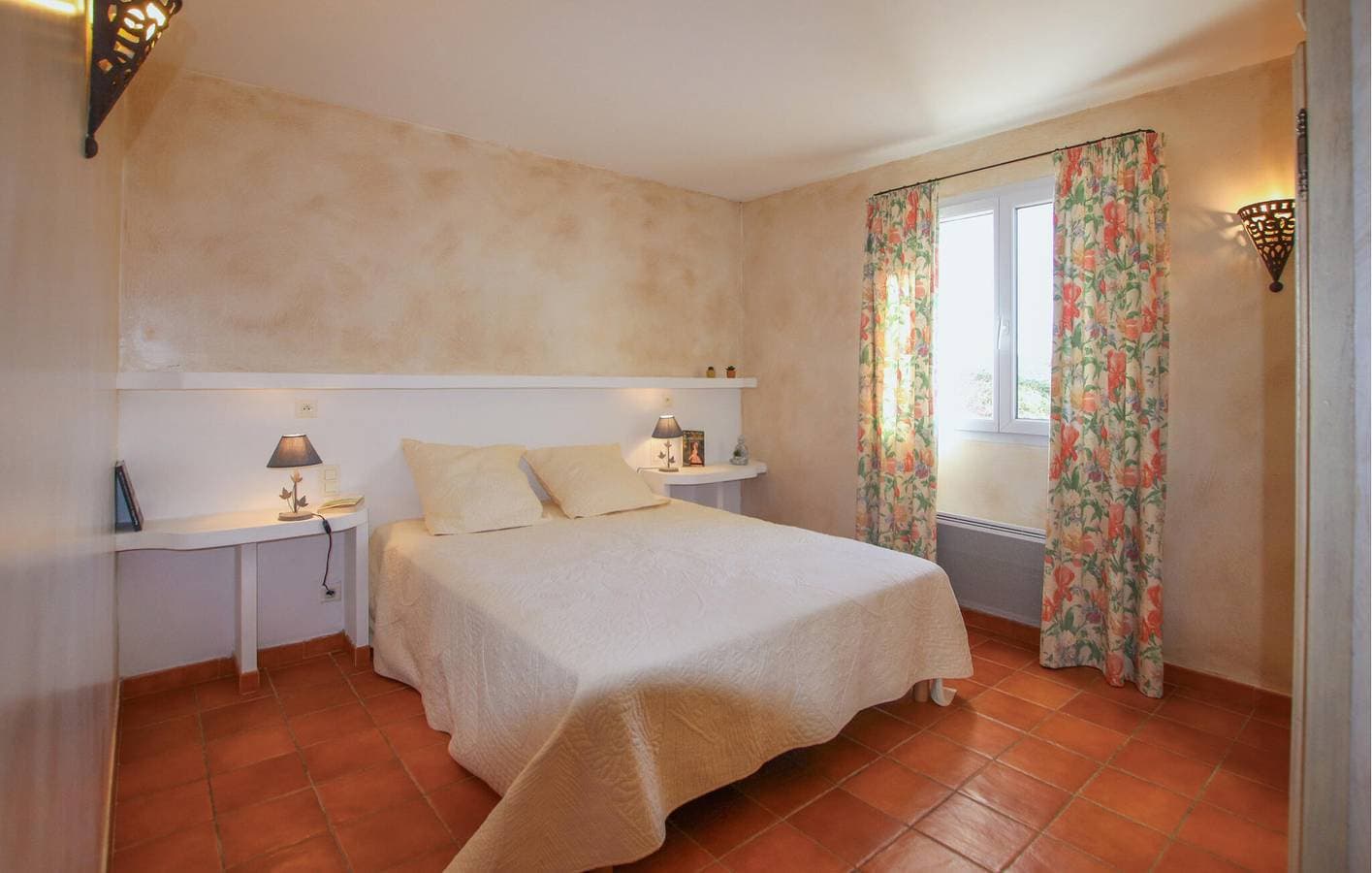 Foto 8 von 34: Luxus-Apartment mit Pool und Parkplatz 1,5 km vom Stadtzentrum entfernt
