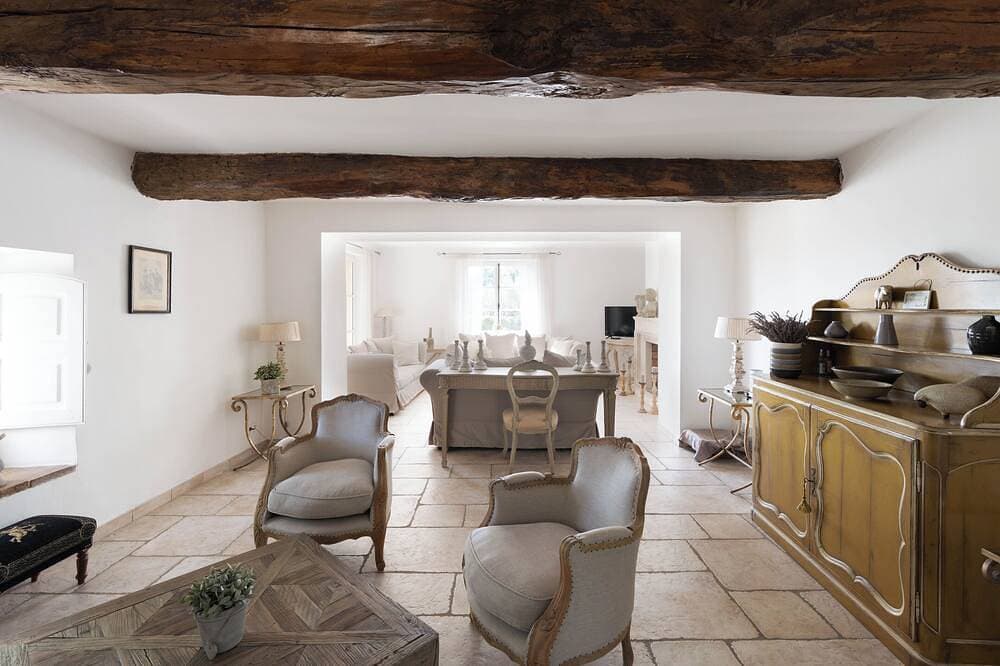 Foto 9 von 25: 🌿 3. Provence pur sang: pool, tennis, tranquility and entertainment on private estate