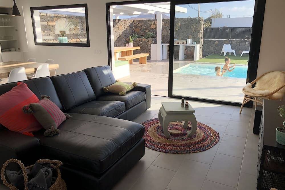 Foto 4 von 30: Nagelneue und moderne Villa in Lajares (Fuerteventura) mit beheiztem Pool