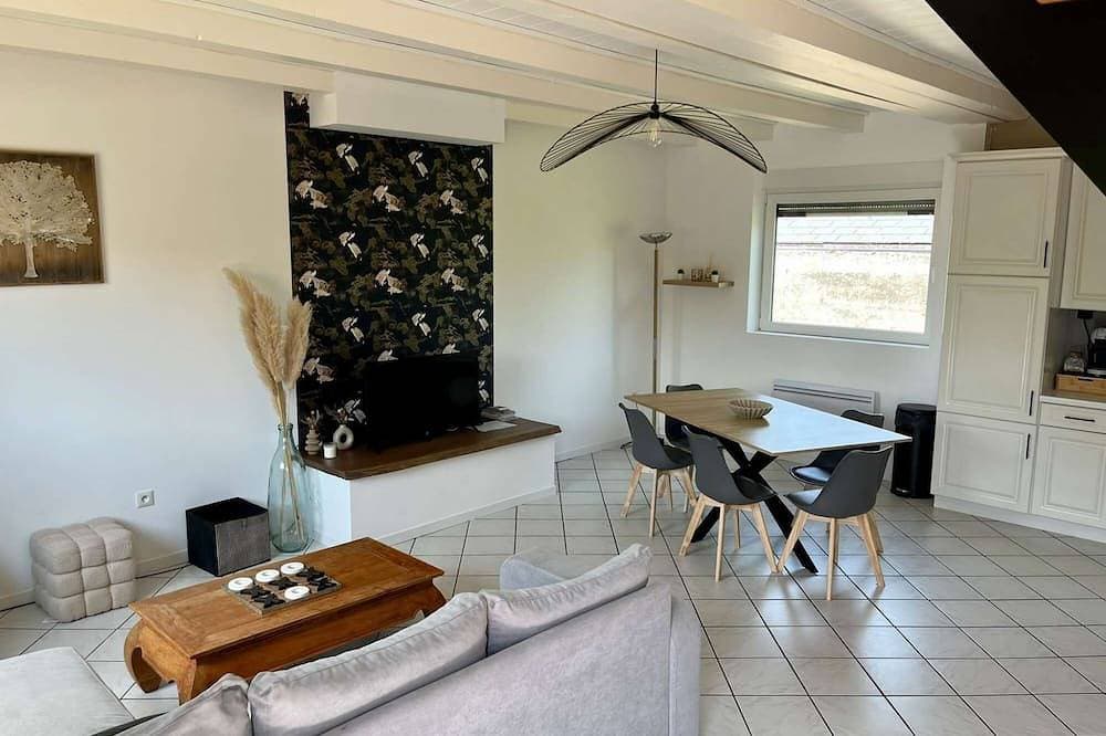 Foto 12 von 19: Le jardin de Constance, enclosed garden, 750m from the beach