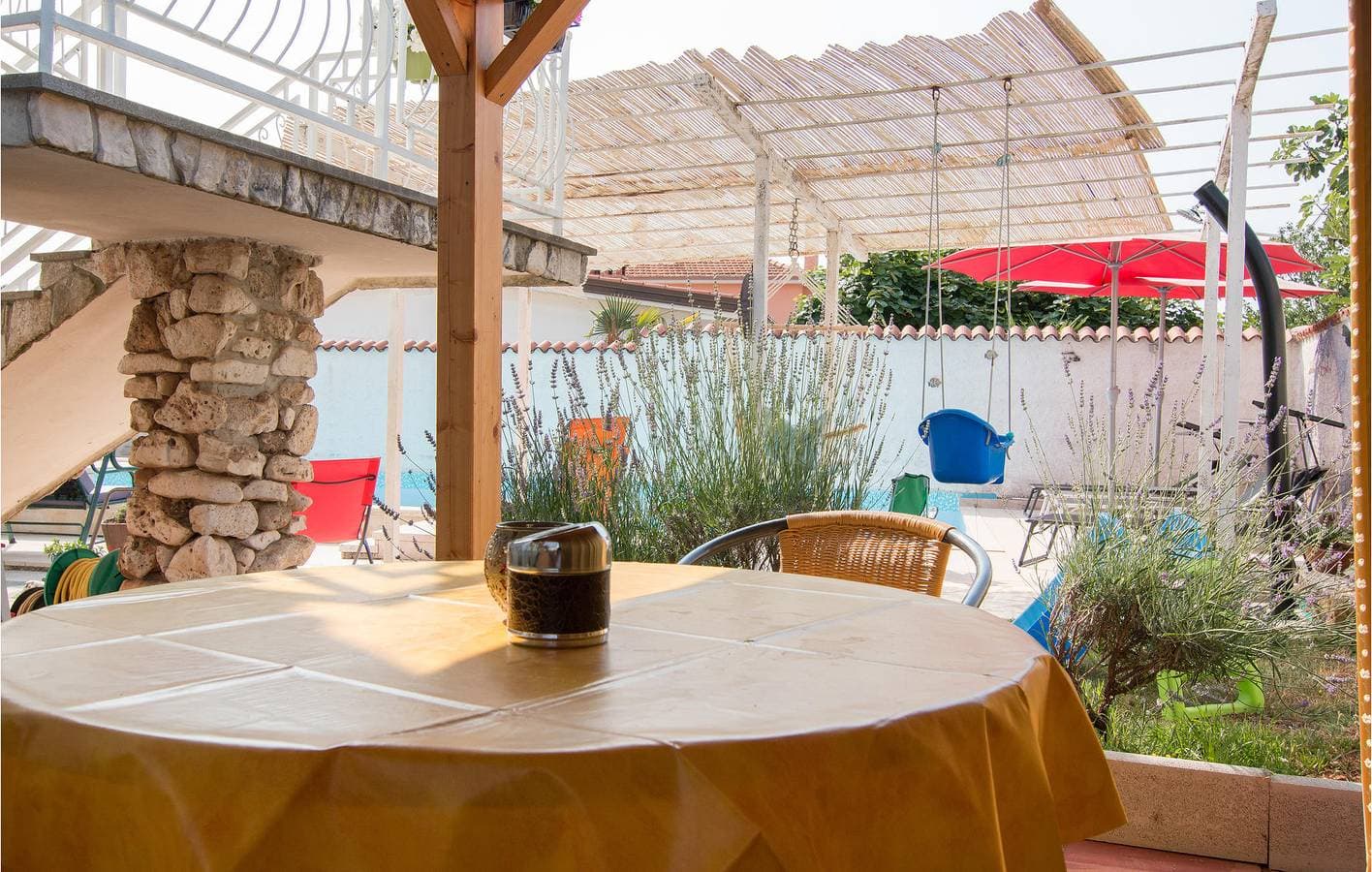 Foto 7 von 21: Gemütliche Ferienwohnung mit Pool, WLAN und Parkplatz, nur 2,5 km vom Strand entfernt