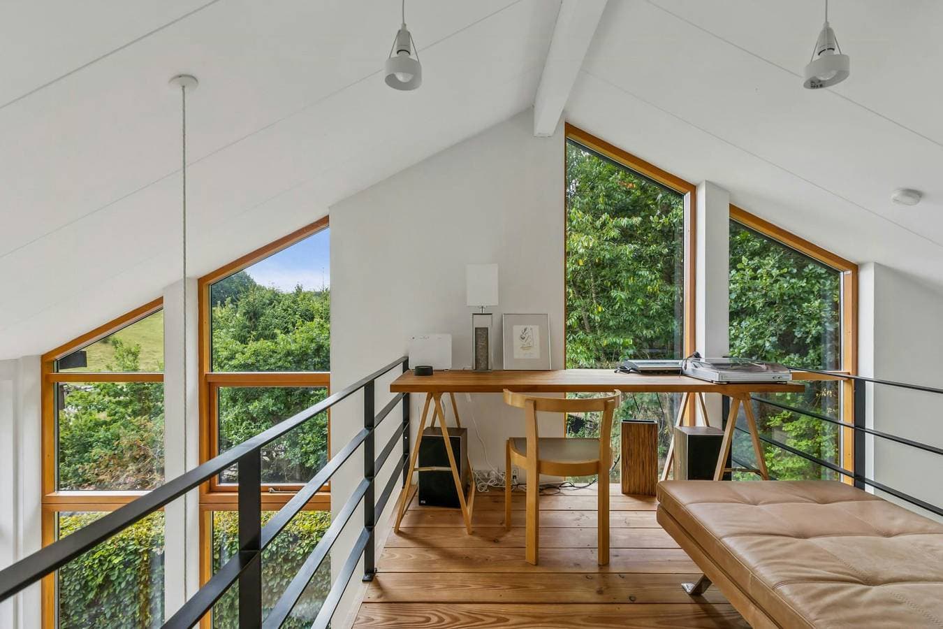 Foto 10 von 21: Architektengezeichnetes Haus in den Mols-Bergen mit wunderschöner Aussicht