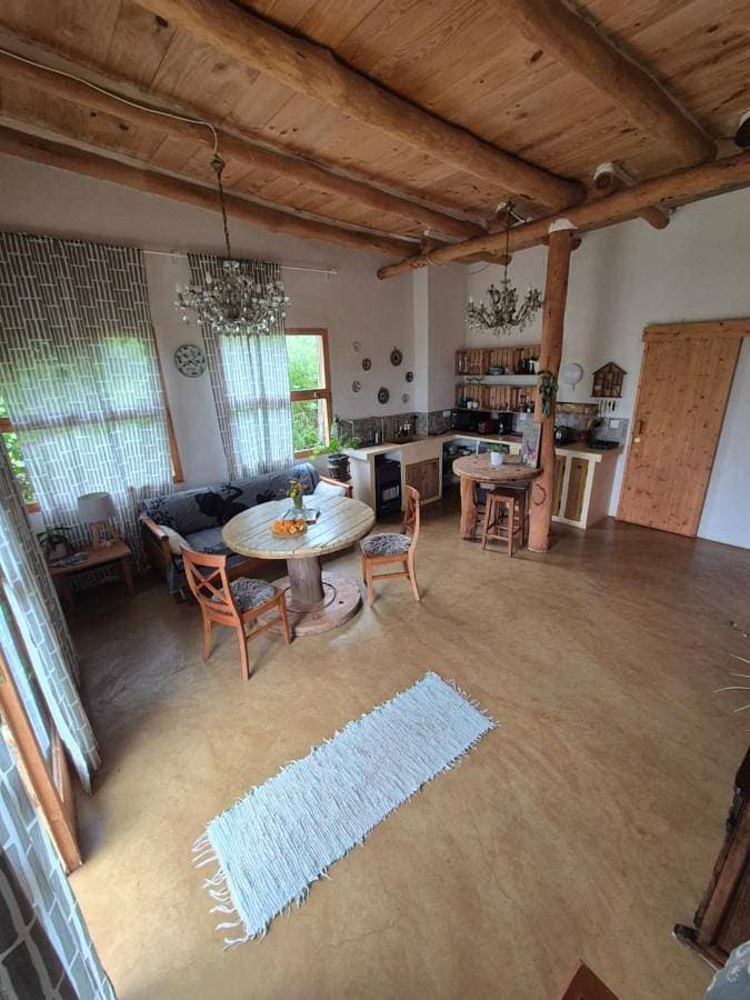 Foto 2 von 40: Two-Bedroom Apartment