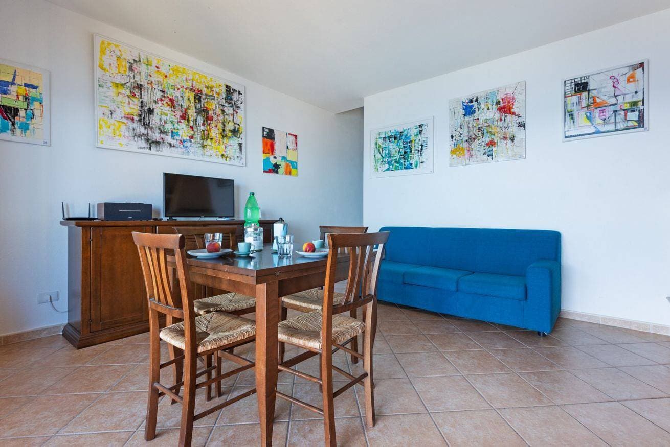Foto 8 von 36: GuestHost - L'Artista sul Mare Sea-Wiev Villa