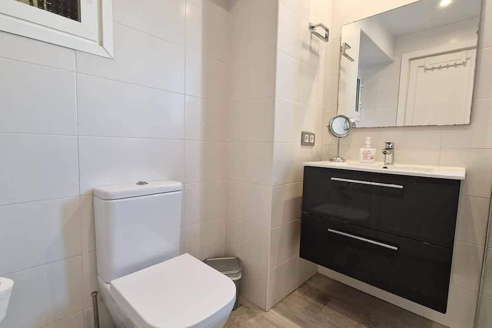 Foto 9 von 22: Spacious 3-Bedroom Apartment Near Paseo Marítimo · Son Armadams