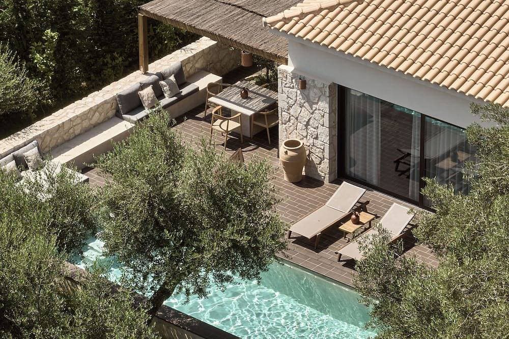 Zayn Luxury Villa I, a Secret Couples Escape 1
