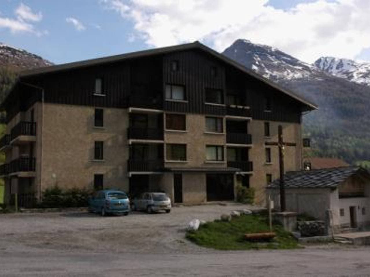 Foto 10 von 10: Gemütliches Studio auf den Skipisten, südseitiger Balkon, nahe Esf und Einkaufsmöglichkeiten