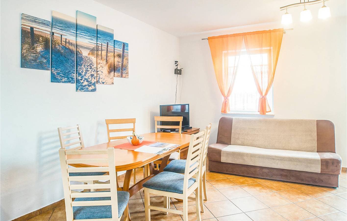 Foto 10 von 28: Ferienhaus für 5 Personen mit Pool